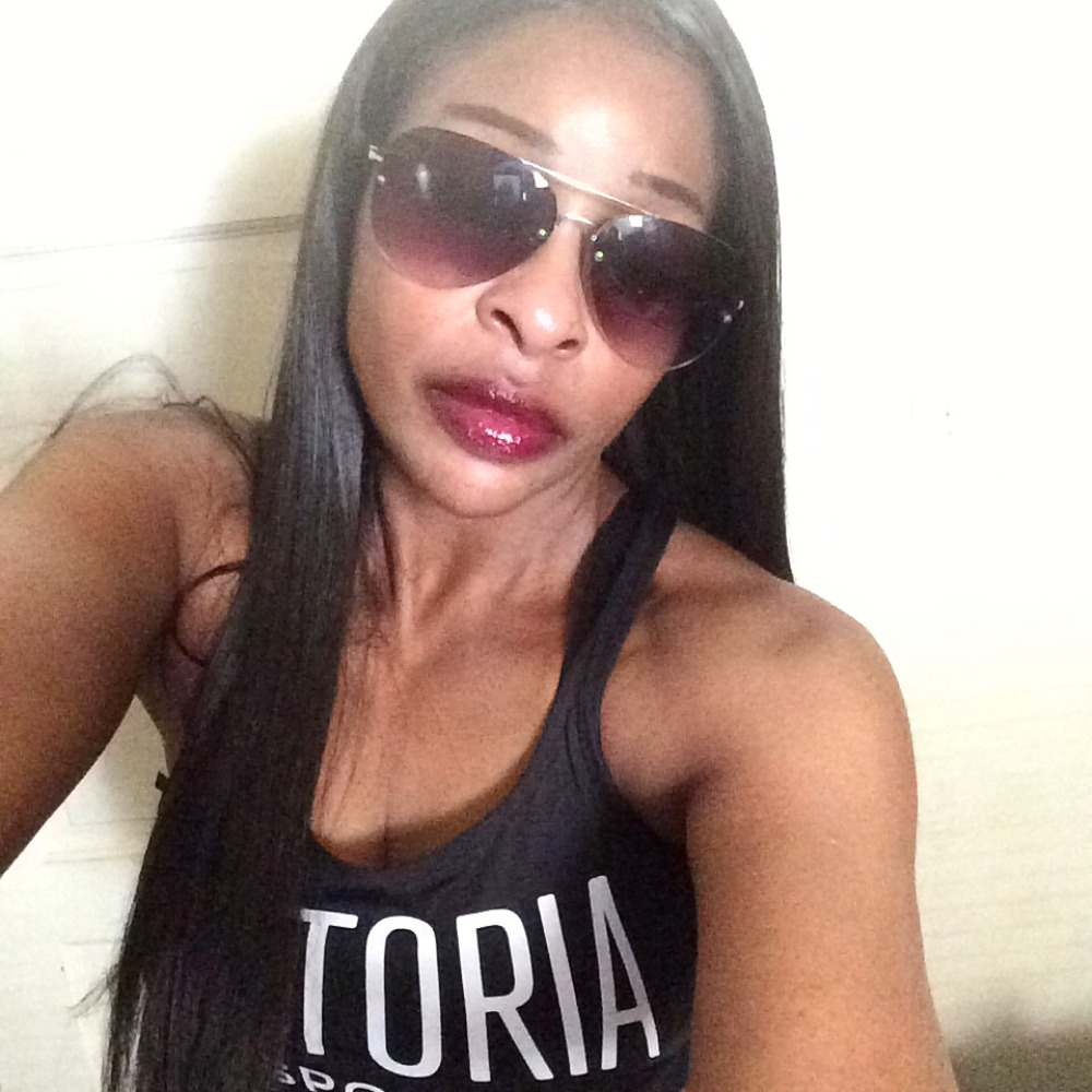 Meet your Posher, Cassandra